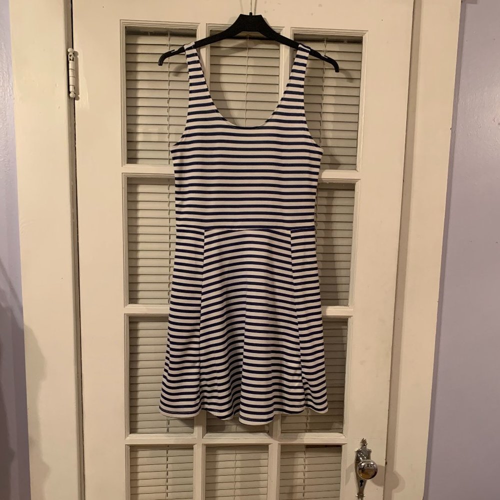 H&M White and Navy Striped Skater Dress in Size 8